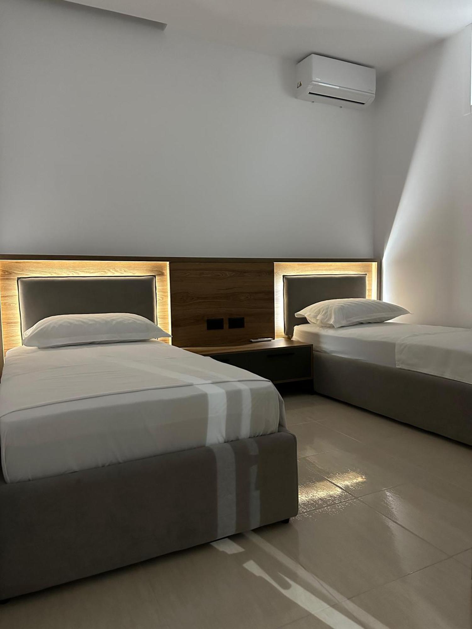 Gael Luxury Apartment Берат Экстерьер фото