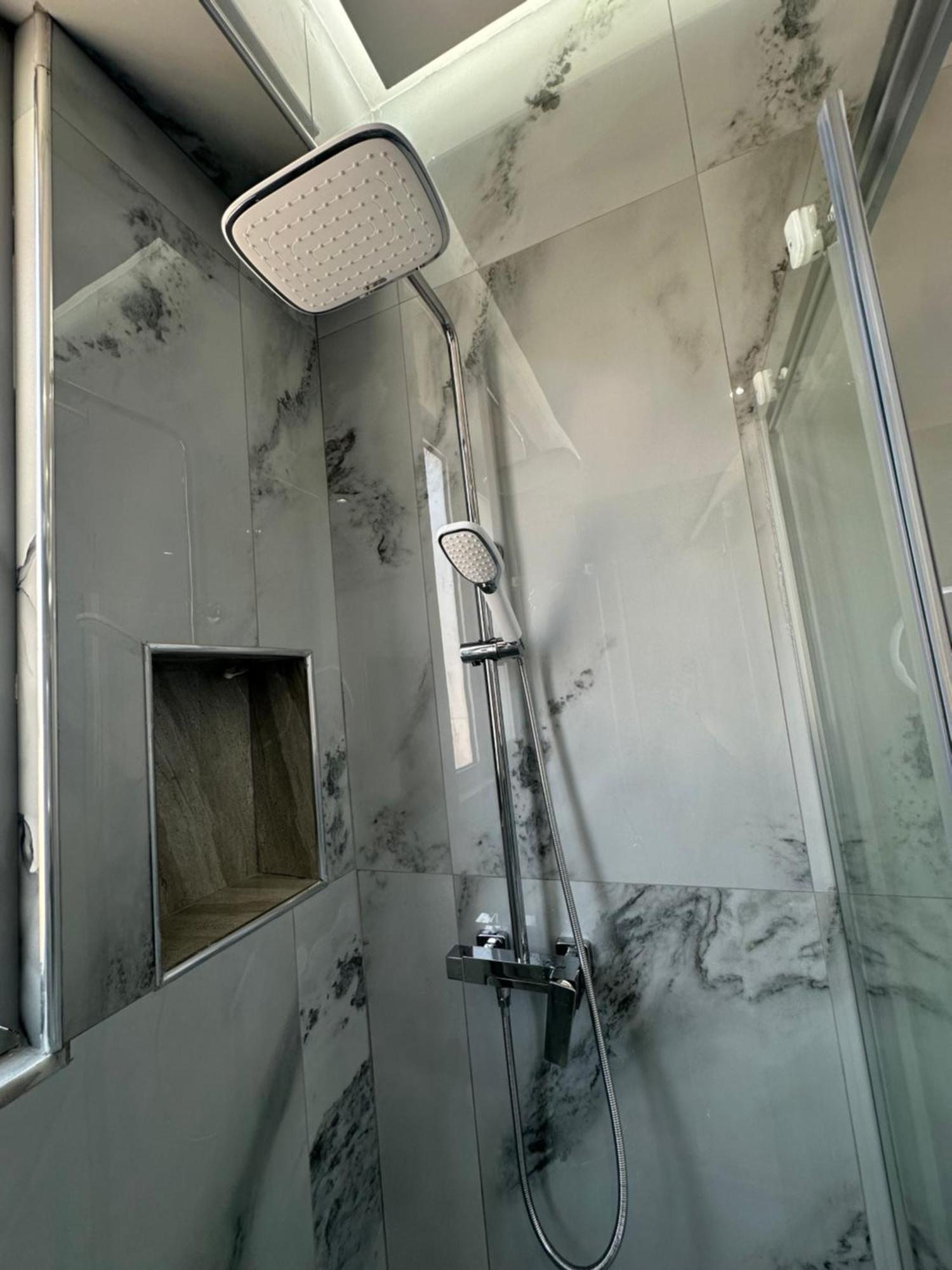 Gael Luxury Apartment Берат Экстерьер фото